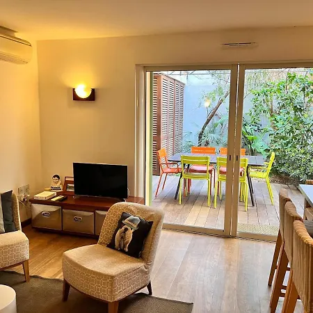 Apartment Un Patio A