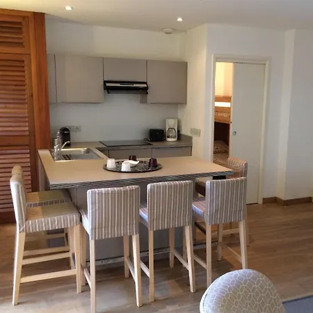 Un Patio A * Porquerolles